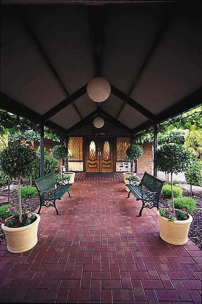 Ibis Styles Adelaide Manor Motel